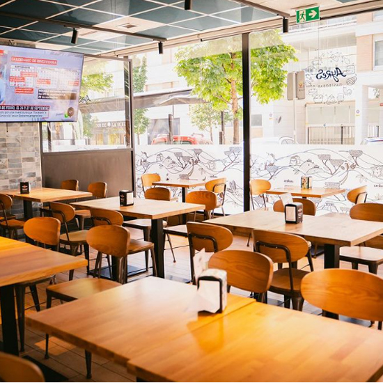 40.-ayres-del-soto-pamplona Interior del Bar Ayres del Soto de Pamplona