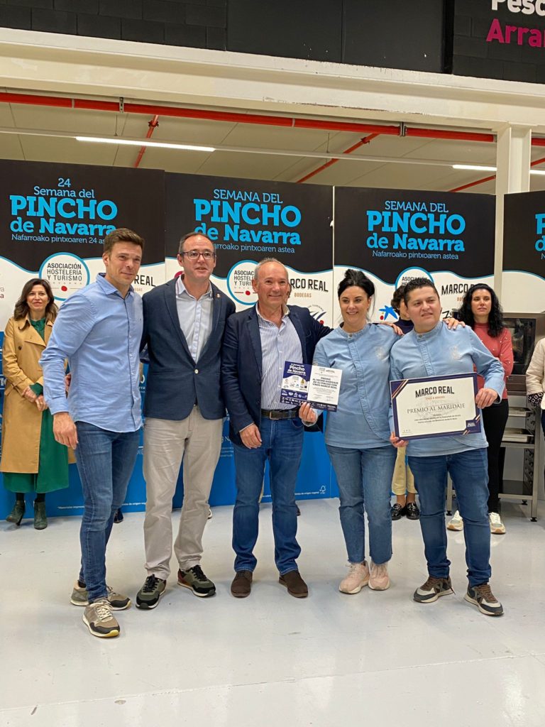 Recoge el Premio otorgado por Marco Real, al Maridaje el Akari Gastroteka de Pamplona